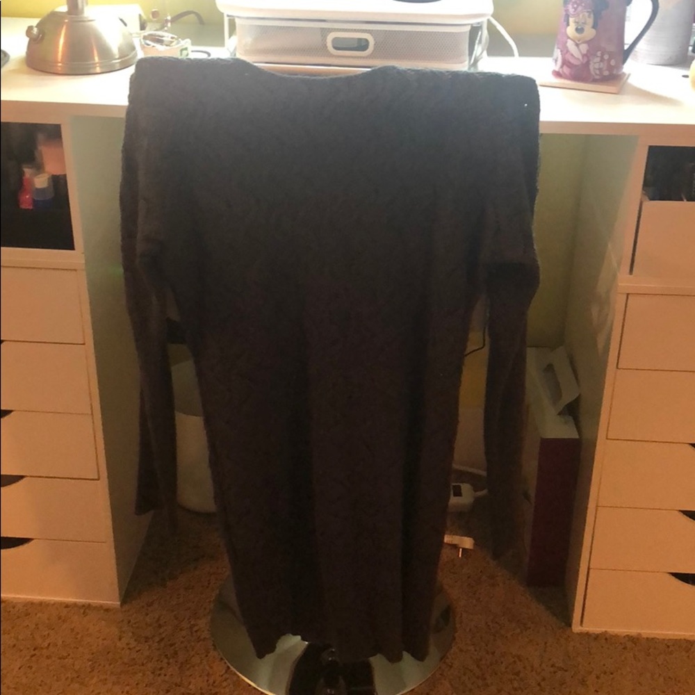 Grey sweater
